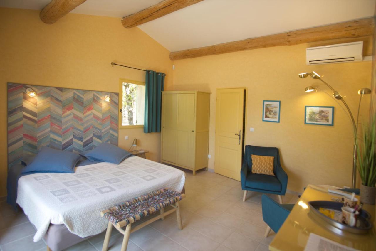 Mas Val-Chenaie Gordes Bed and Breakfast Eksteriør billede
